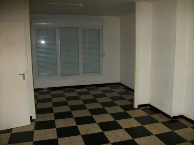 Maison - 90 m² - 1 pièce