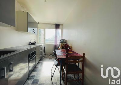 Appartement - 90 m² - 5 pièces