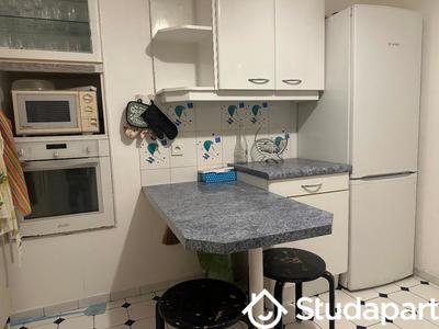 Chambre - 11 m² - 1 pièce