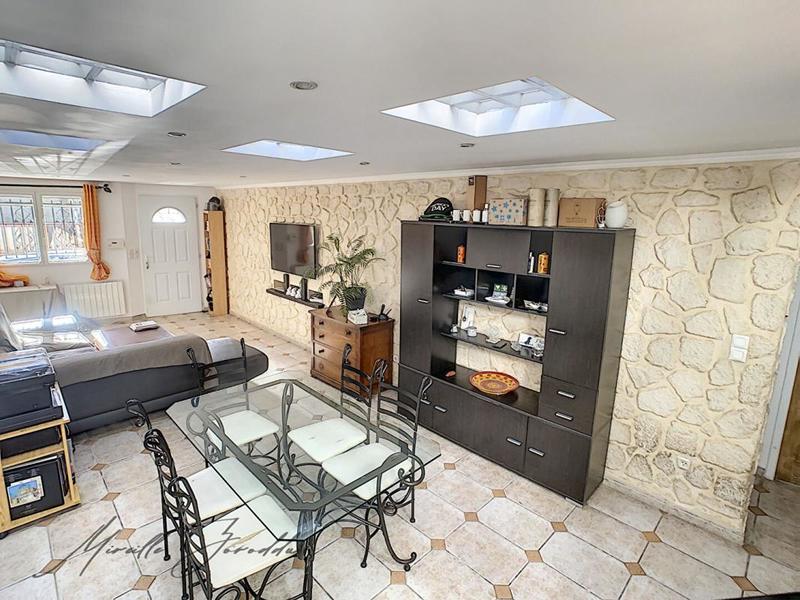 Maison - 114 m² - 5 pièces