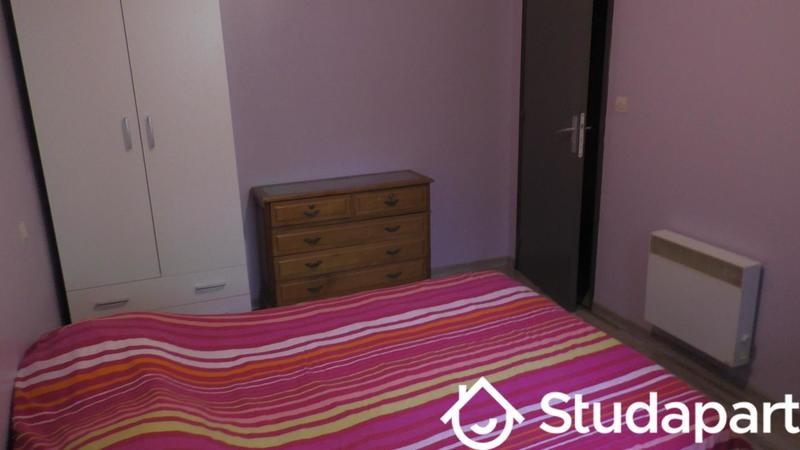 Chambre - 10 m² - 1 pièce
