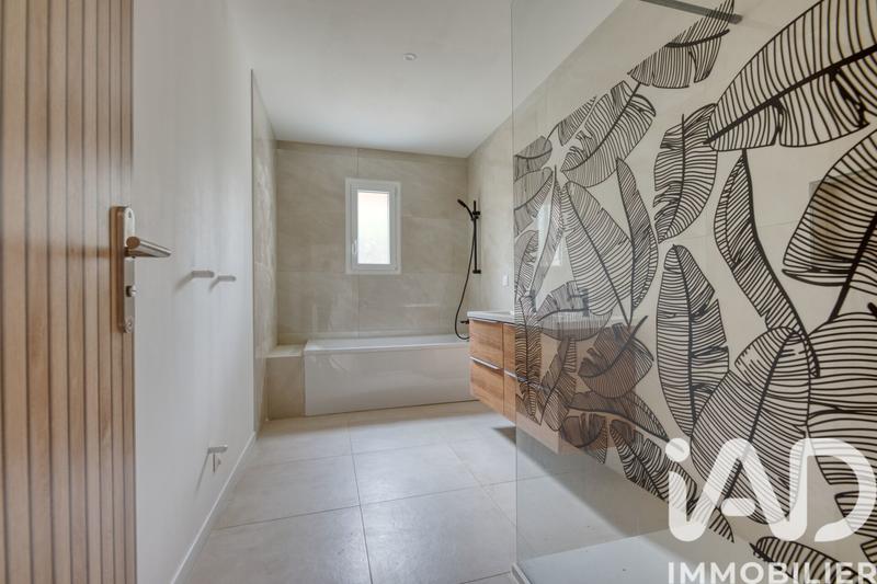 Maison - 122 m² - 5 pièces