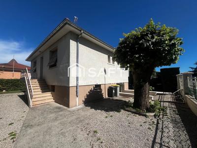 Maison - 93 m² - 4 pièces