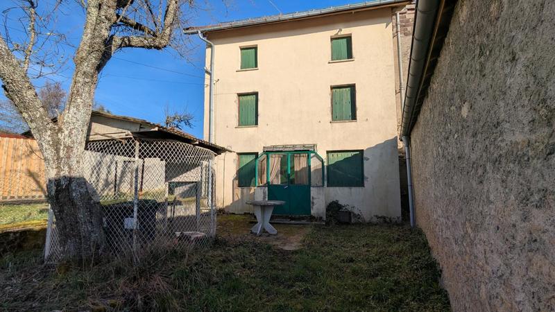 Maison - 200 m² - 12 pièces