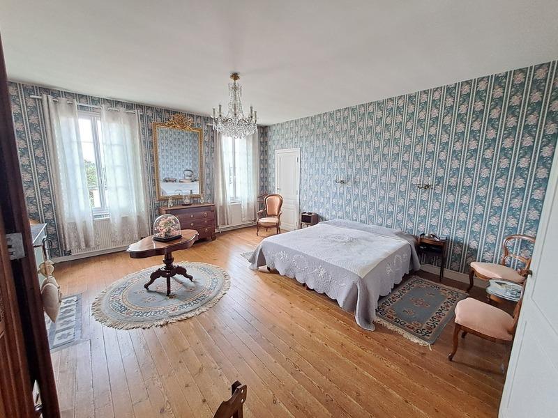 Maison bourgeoise - 283 m² - 7 pièces