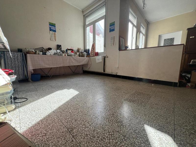 Maison - 80 m² - 5 pièces