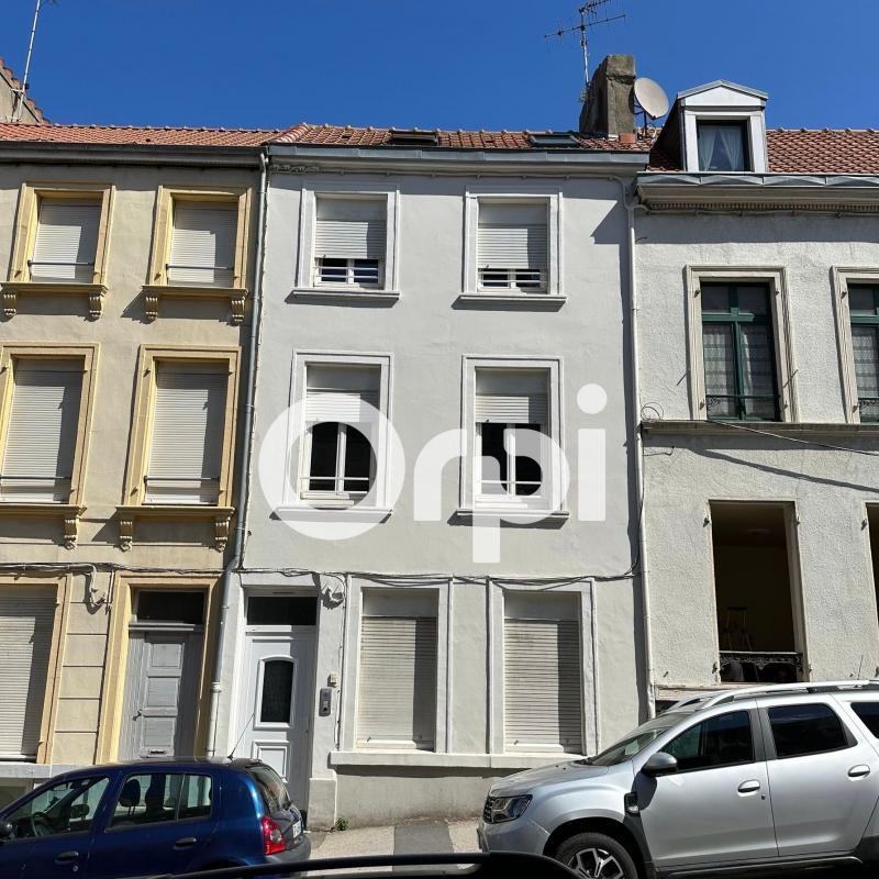 Immeuble - 80 m² - 3 pièces