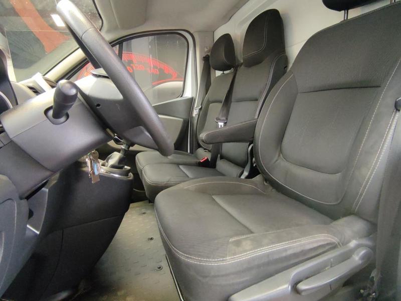 Renault Trafic 1.6 Dci 95 Ch Confort - Garantie 6 Mois Carslift