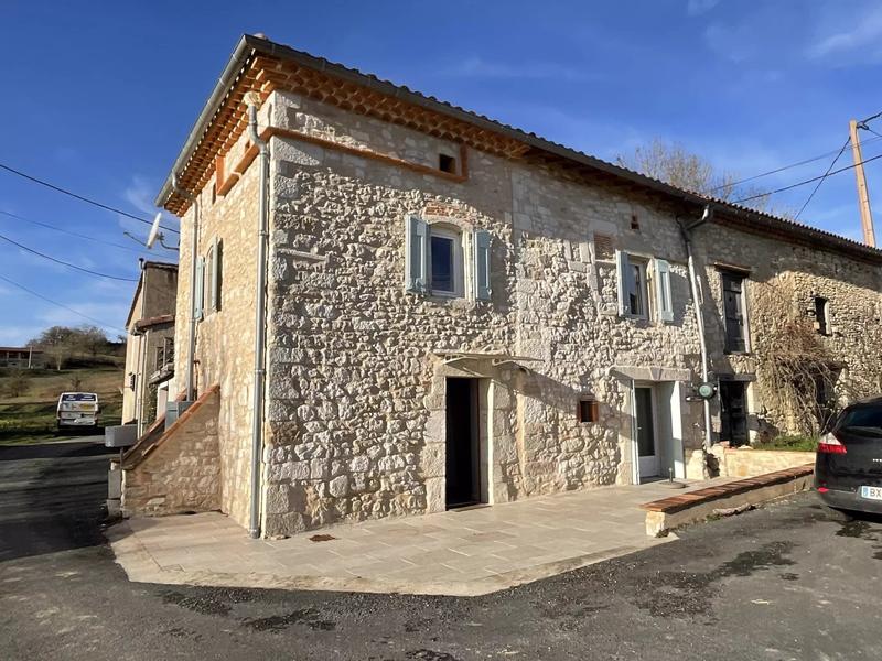 Appartement - 81 m² - 3 pièces