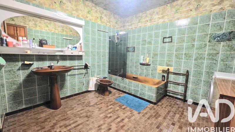 Maison - 163 m² - 7 pièces