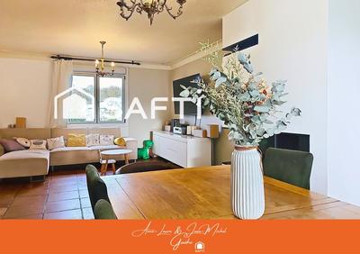 Maison - 135 m² - 6 pièces