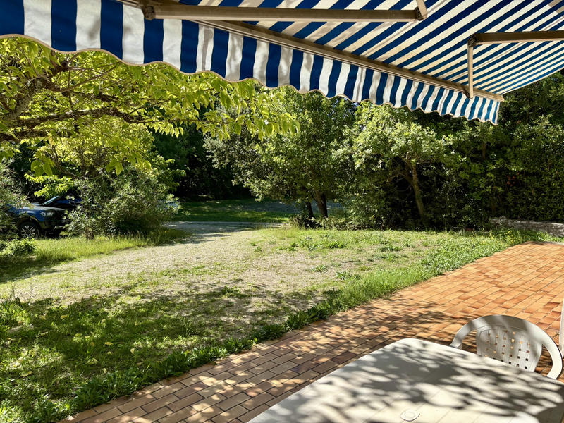 Villa - 180 m² - 8 pièces