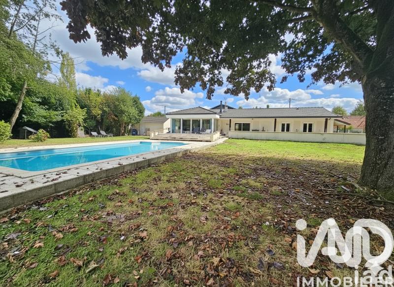 Maison - 166 m² - 6 pièces