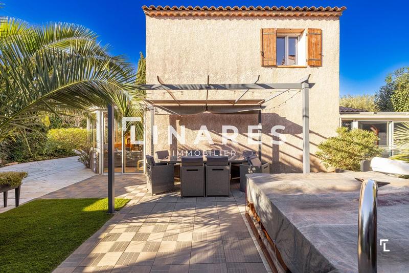 Villa - 105 m² - 5 pièces