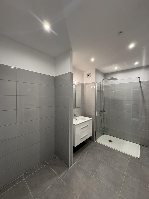 Appartement - 90 m² - 4 pièces