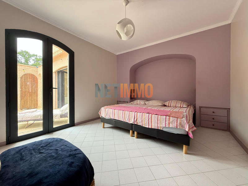 Maison - 190 m² - 9 pièces