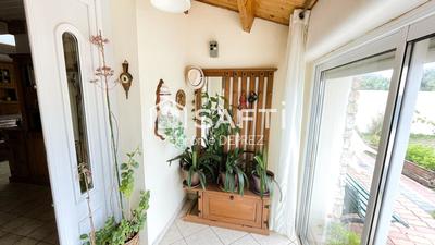 Maison - 97 m² - 6 pièces