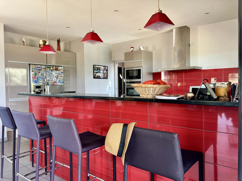 Maison - 159 m² - 5 pièces