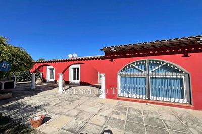 Maison traditionnelle - 156 m² - 6 pièces