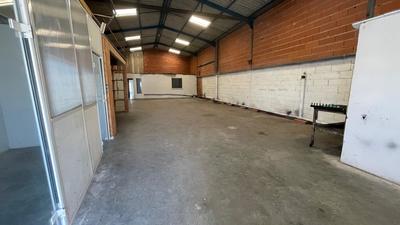 Divers - 300 m² - 4 pièces