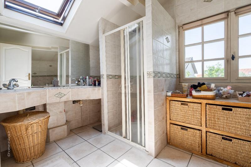 Maison - 178 m² - 6 pièces