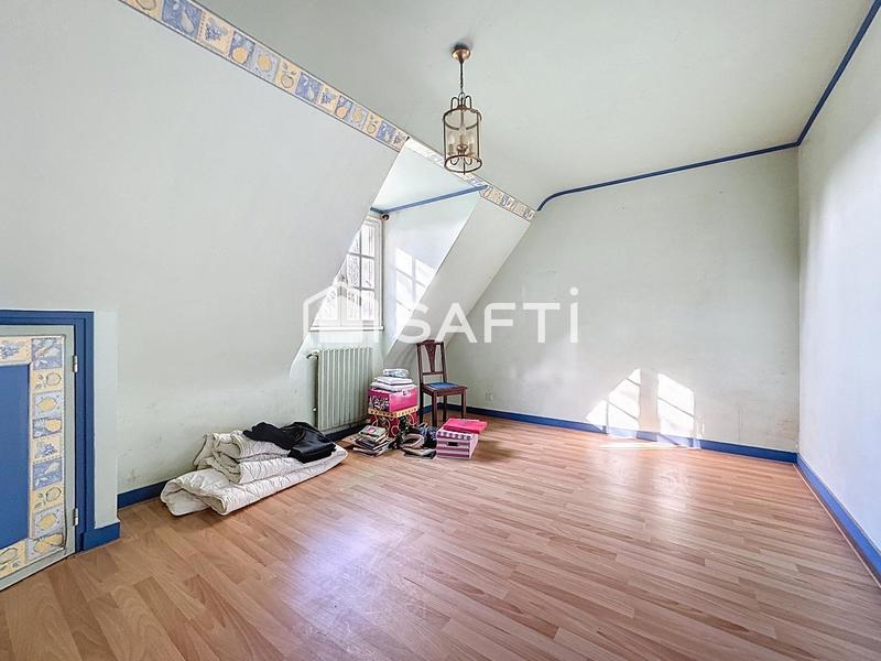 Maison - 160 m² - 9 pièces