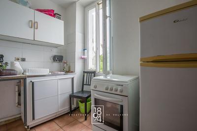 Appartement - 145 m² - 6 pièces