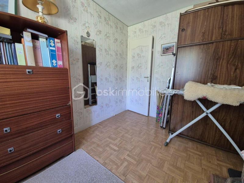 Maison traditionnelle - 87 m² - 4 pièces