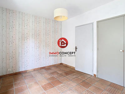 Maison - 193 m² - 6 pièces
