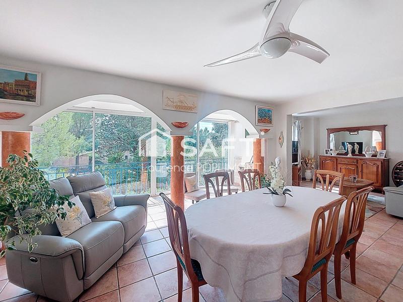 Maison - 188 m² - 6 pièces