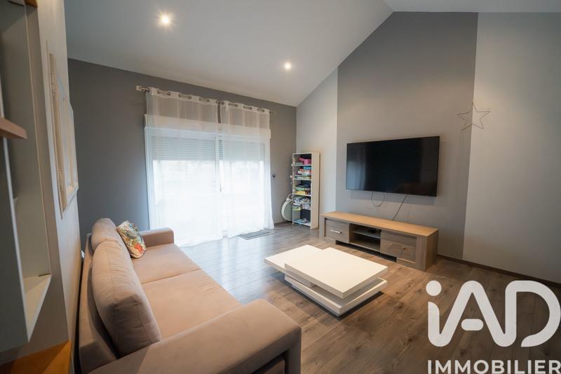 Maison - 179 m² - 9 pièces