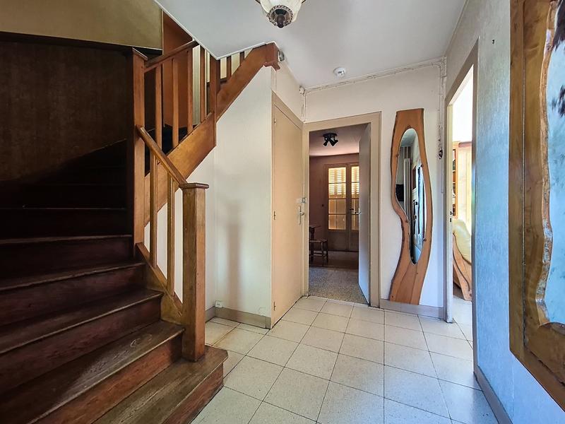 Maison de ville - 180 m² - 9 pièces