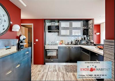 Maison - 90 m² - 3 pièces