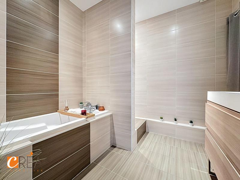 Maison - 88 m² - 6 pièces