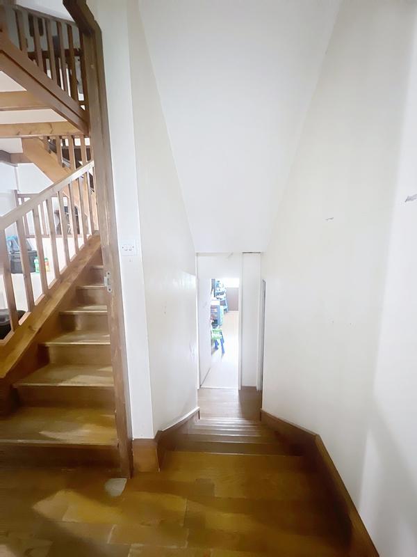 Appartement - 107 m² - 5 pièces