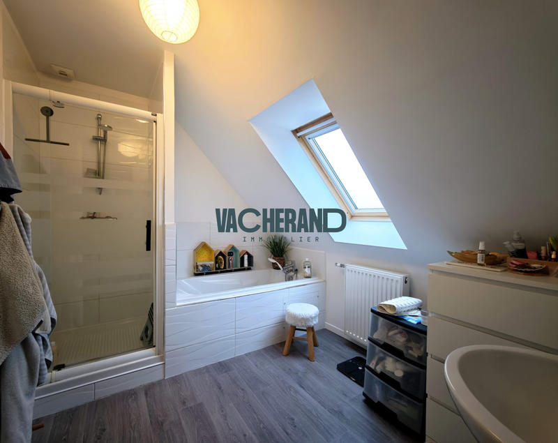 Maison - 100 m² - 7 pièces