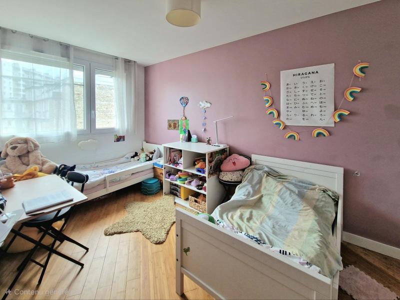 Appartement - 90 m² - 4 pièces