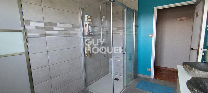 Maison - 175 m² - 7 pièces