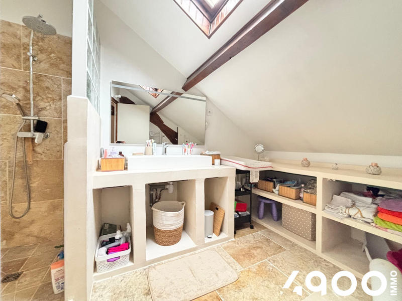 Maison - 102 m² - 5 pièces