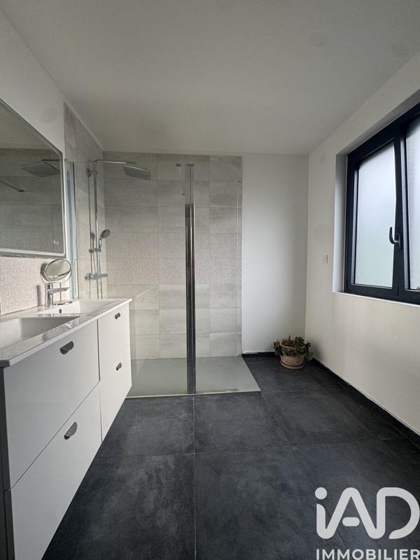 Maison - 134 m² - 5 pièces