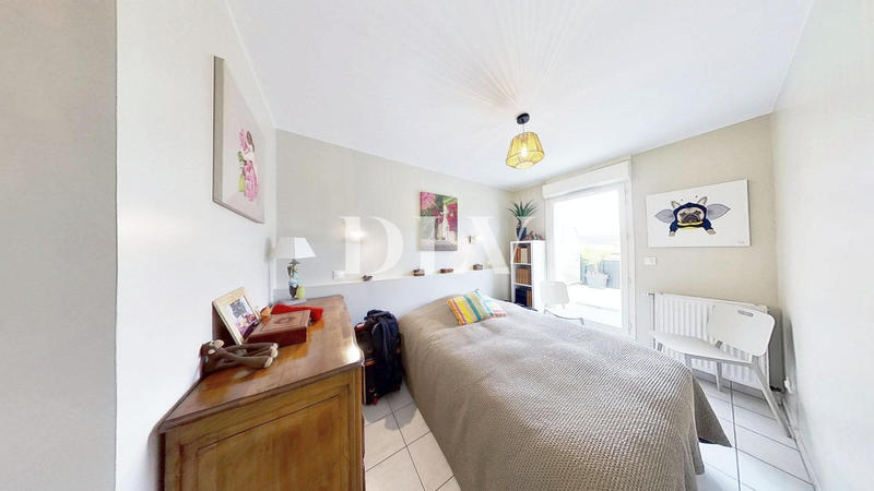 Appartement - 99 m² - 5 pièces