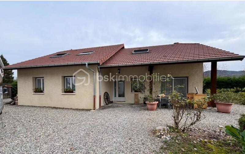 Maison - 144 m² - 7 pièces