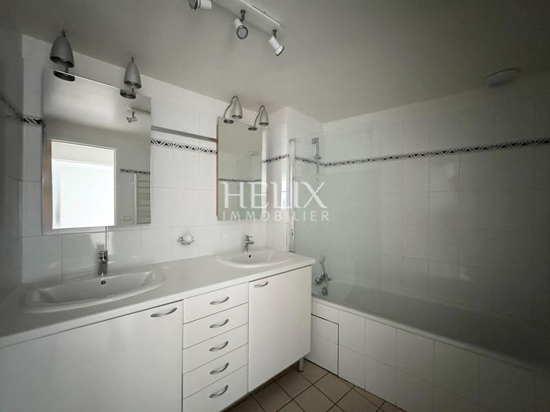 Appartement - 141 m² - 7 pièces