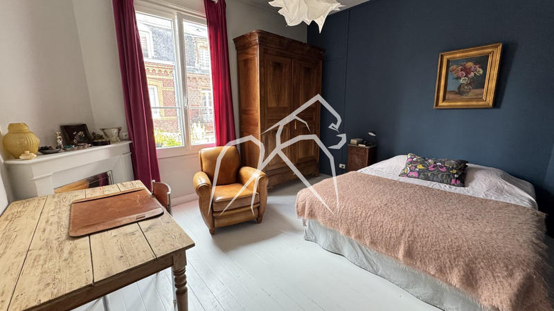 Appartement - 90 m² - 4 pièces