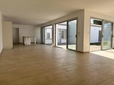 Maison - 160 m² - 6 pièces