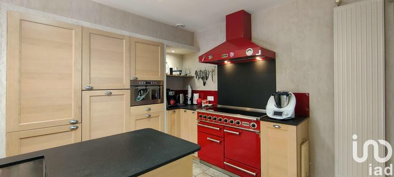 Maison - 182 m² - 6 pièces