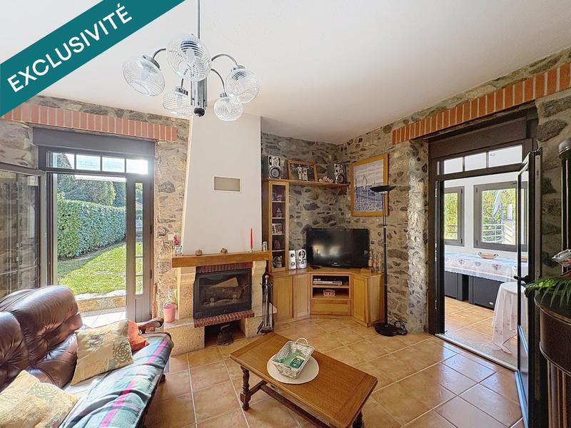 Maison - 90 m² - 5 pièces