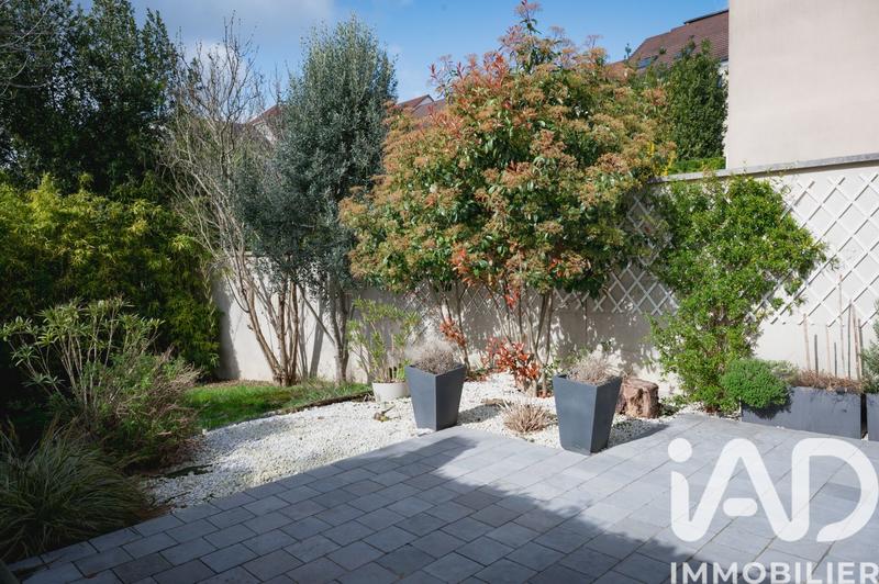 Maison - 137 m² - 5 pièces