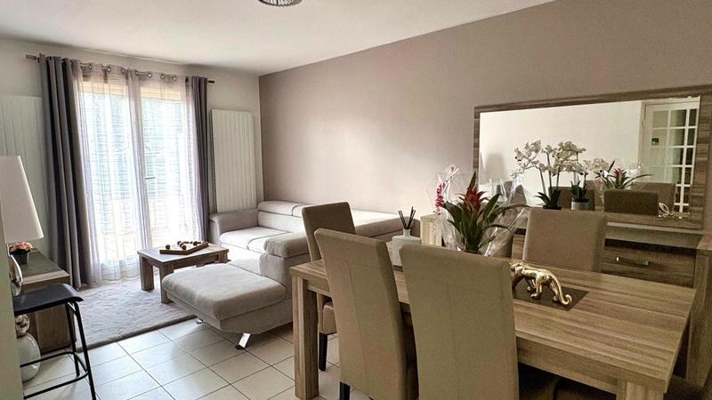 Maison de ville - 92 m² - 5 pièces