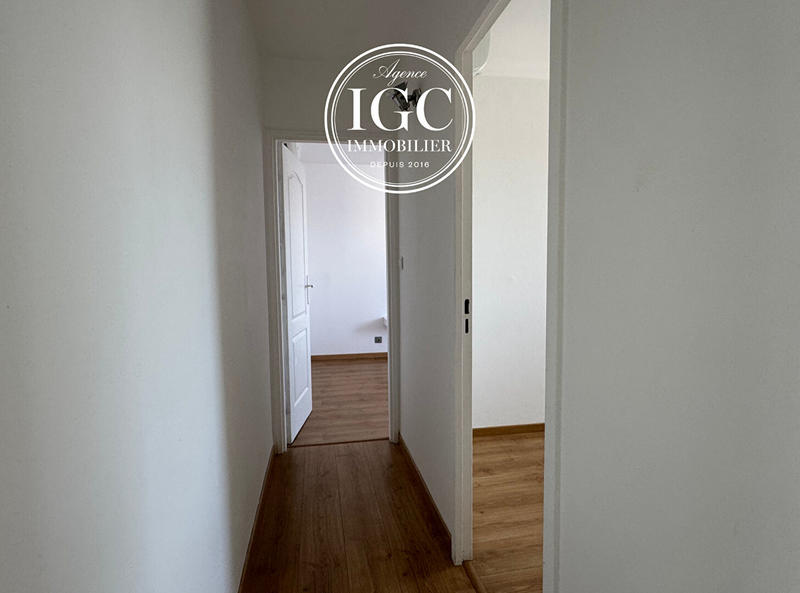 Appartement - 85 m² - 5 pièces